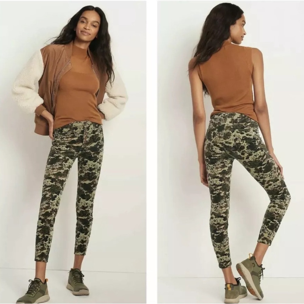 Anthro Pilcro Camo Corduroy Skinny Pants